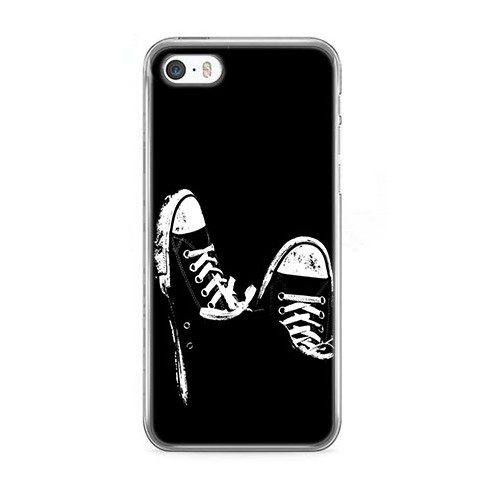 Etui na telefon iPhone SE - czarno - białe trampki.