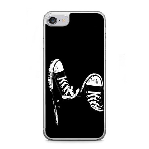 Etui na telefon iPhone 7 - czarno - białe trampki.