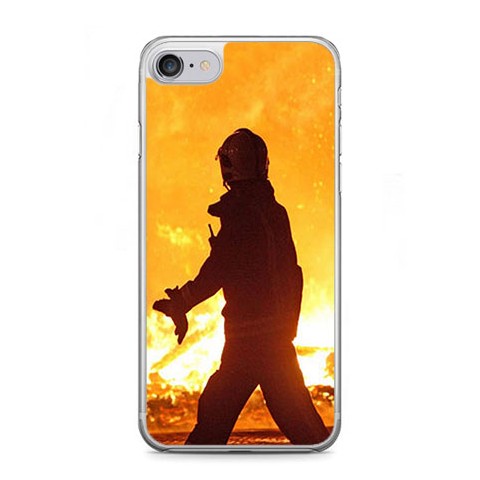 Etui na telefon iPhone 7 - strażak w akcji.
