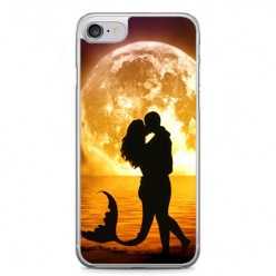 Etui na telefon iPhone 7 - romantyczny pocałunek.